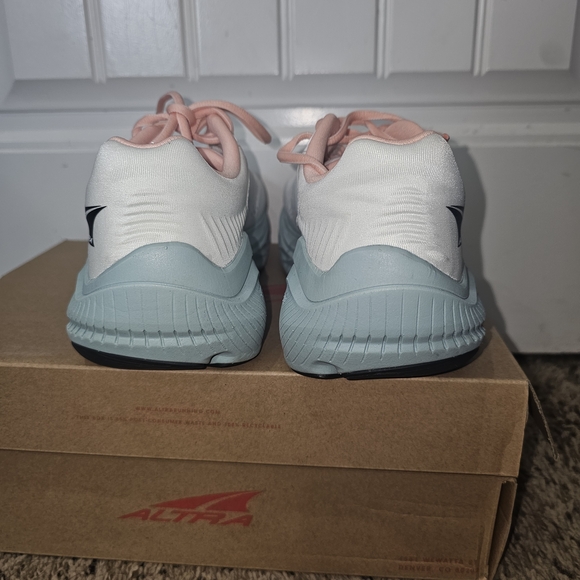 Altra Women's White and Pink Running Shoes - Picture 4 of 6